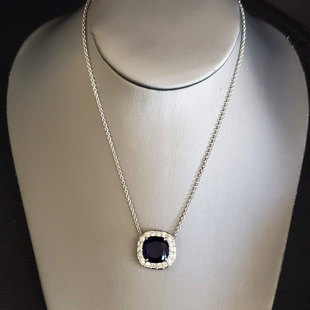 Kate Spade New York Basket Silver Tone Blue Cushion‎ Cut Stone Halo Necklace